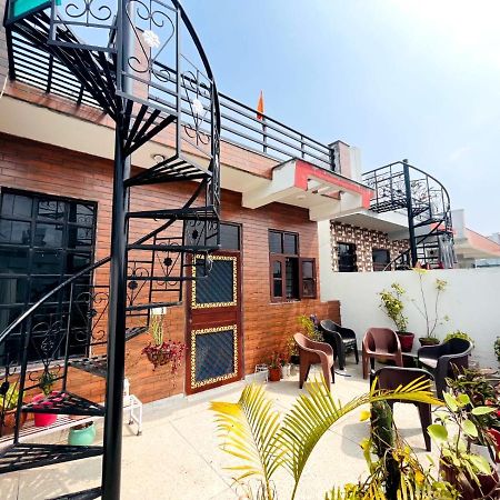 Sugandhim Kutir Apartment Дехрадун Екстериор снимка