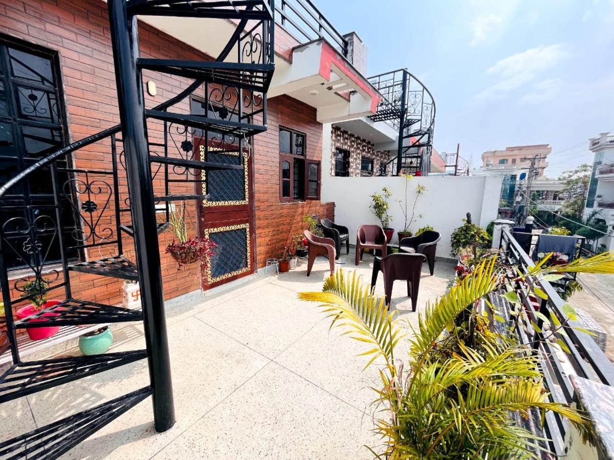Sugandhim Kutir Apartment Дехрадун Екстериор снимка