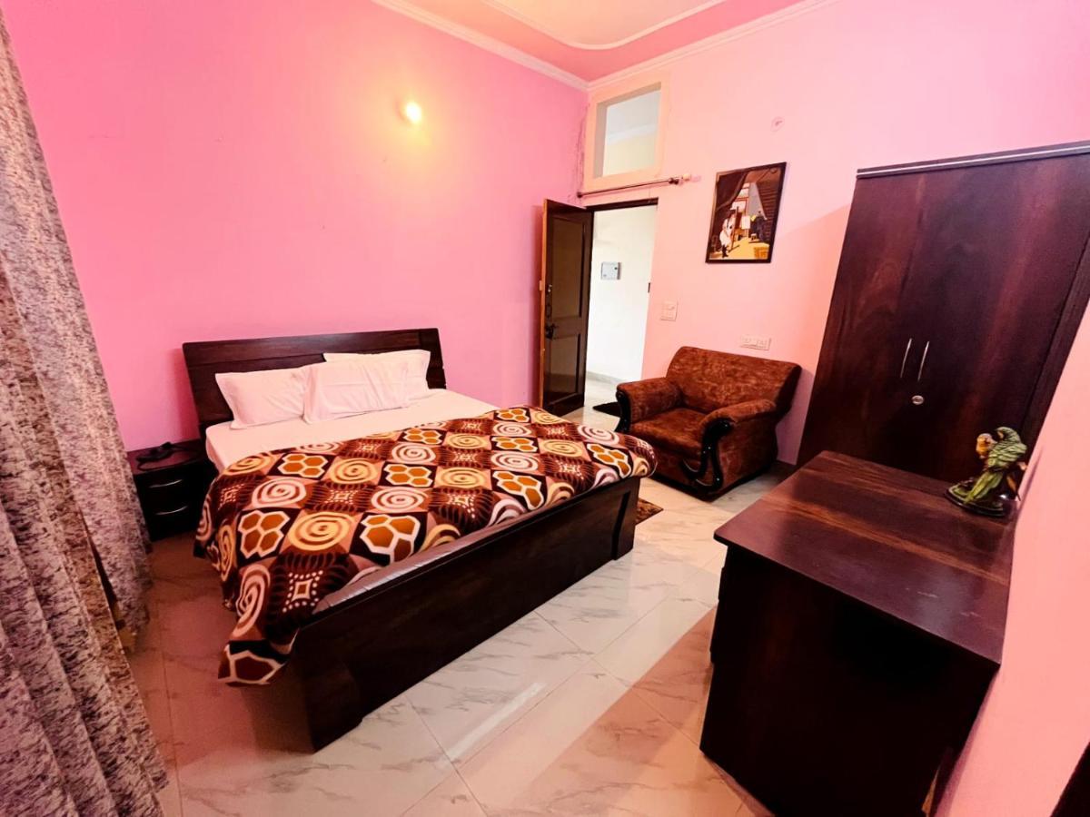 Sugandhim Kutir Apartment Дехрадун Екстериор снимка